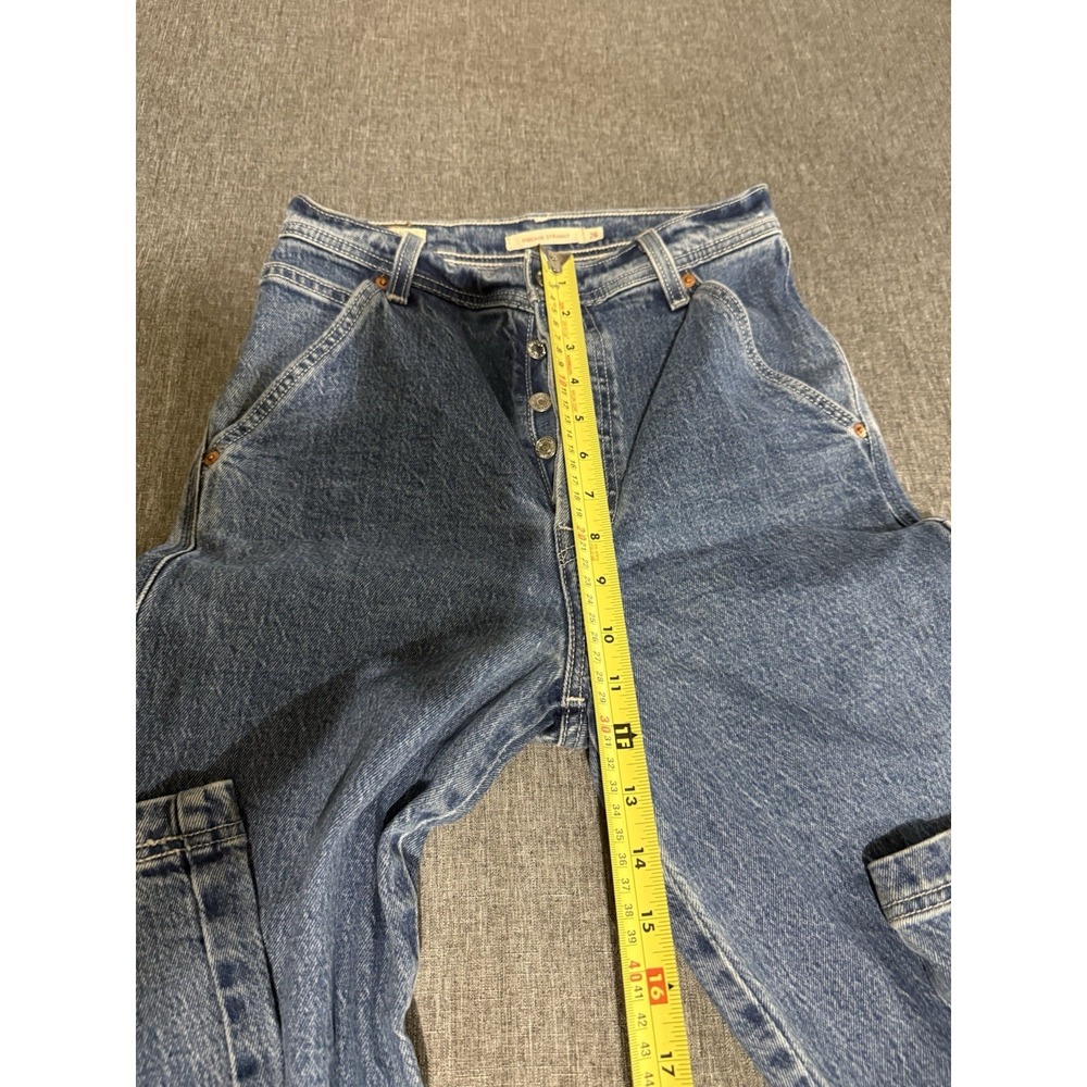 Levi's Premium Ribcage Straight Cargo Style Jeans Sz 26 - Picture 7 of 13